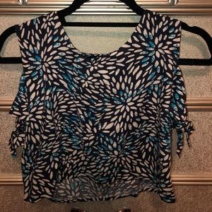 Cold Shoulder Crop Top